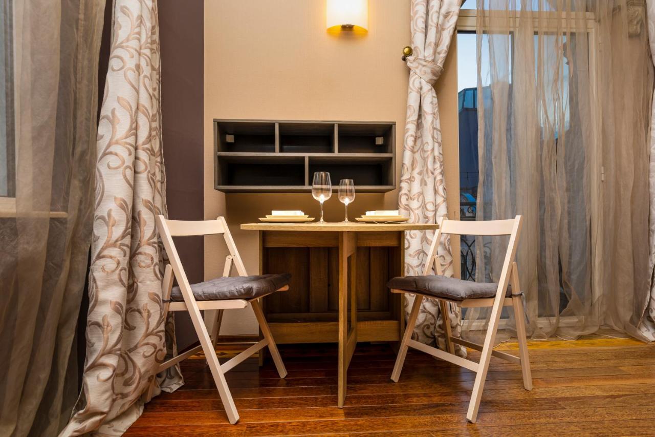 1Bd Apartment With A Cute Balcony In Kapana By Flat Mаnager プロヴディフ エクステリア 写真
