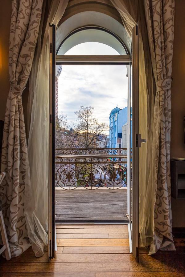 1Bd Apartment With A Cute Balcony In Kapana By Flat Mаnager プロヴディフ エクステリア 写真
